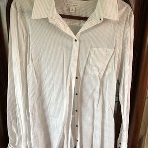 Woman blouse lightweight